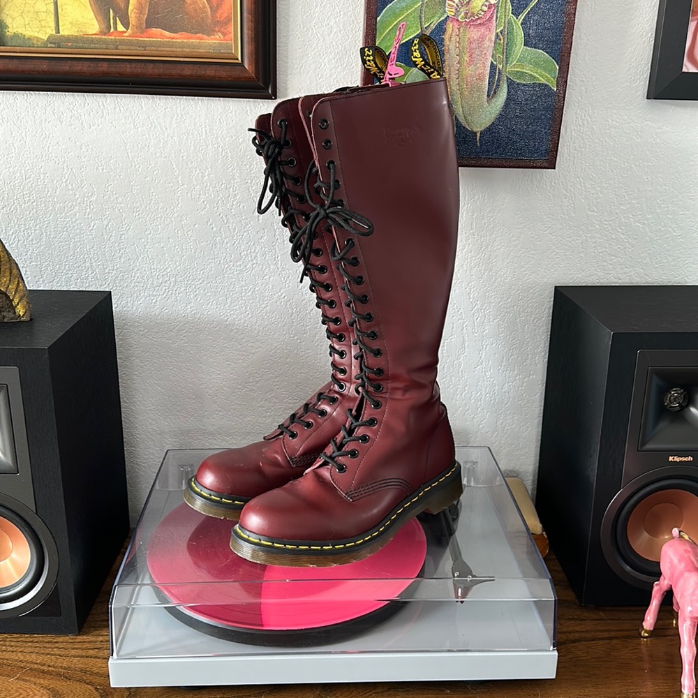 Dr. Martens Women's 1B60 20-Eye Boot, cherry red, size US9